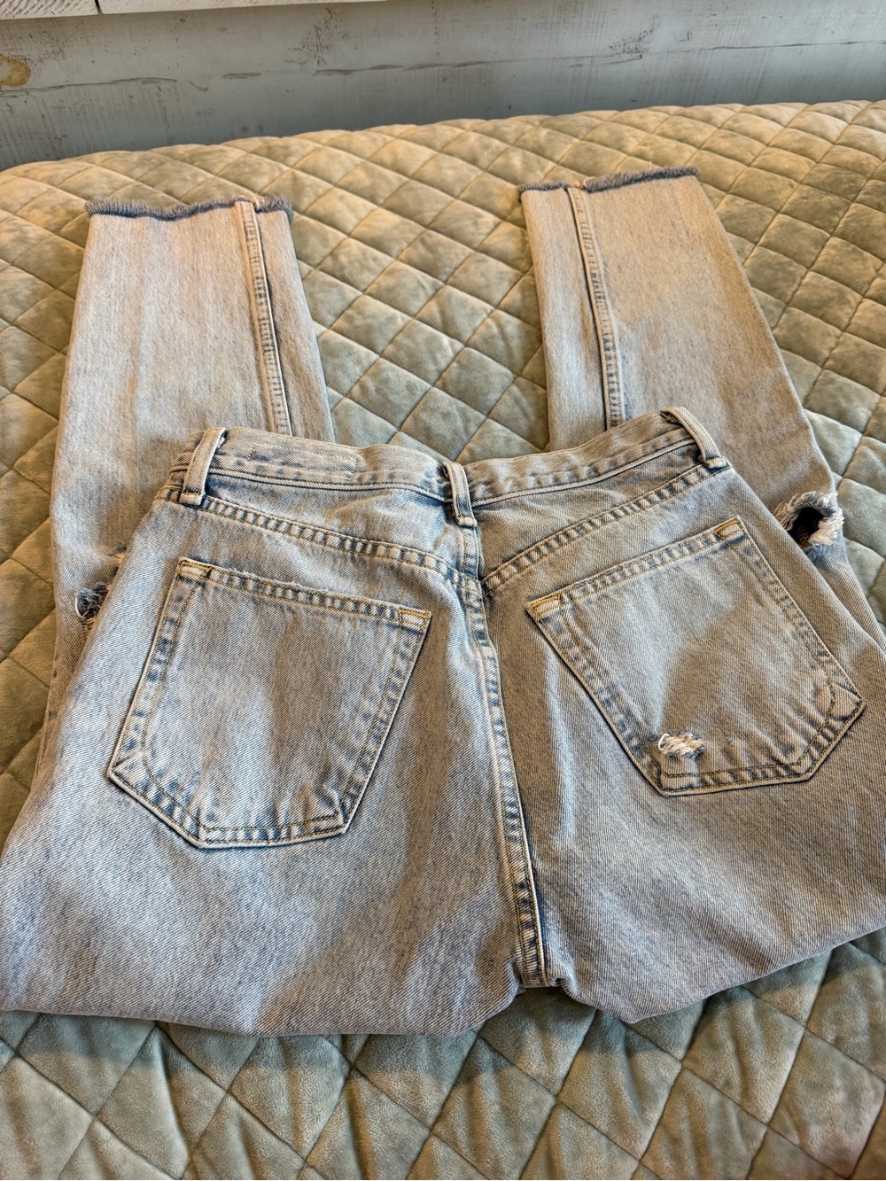 Rag & Bone Light Wash Distressed Jeans - size 26 - Picture 2 of 4